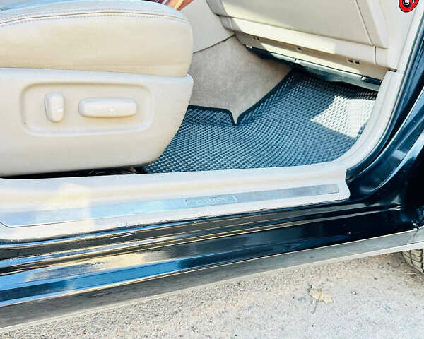 Черный Тойота Камри, объемом двигателя 2.4 л и пробегом 253 тыс. км за 6100 $, фото 6 на Automoto.ua