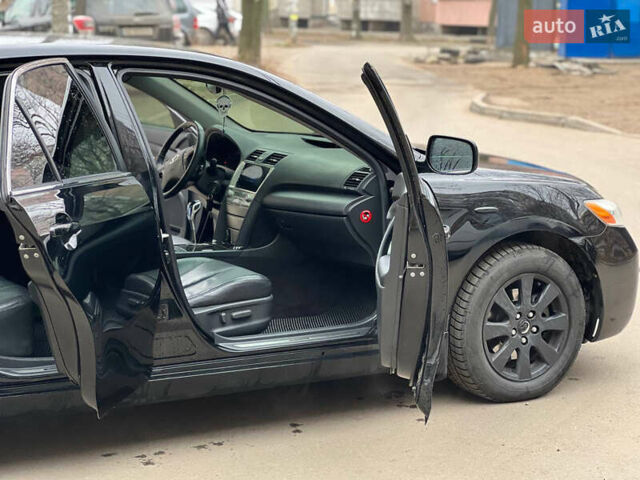 Черный Тойота Камри, объемом двигателя 3.5 л и пробегом 340 тыс. км за 8000 $, фото 5 на Automoto.ua