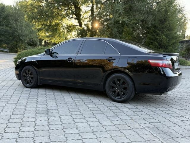 Черный Тойота Камри, объемом двигателя 3.5 л и пробегом 245 тыс. км за 7500 $, фото 3 на Automoto.ua