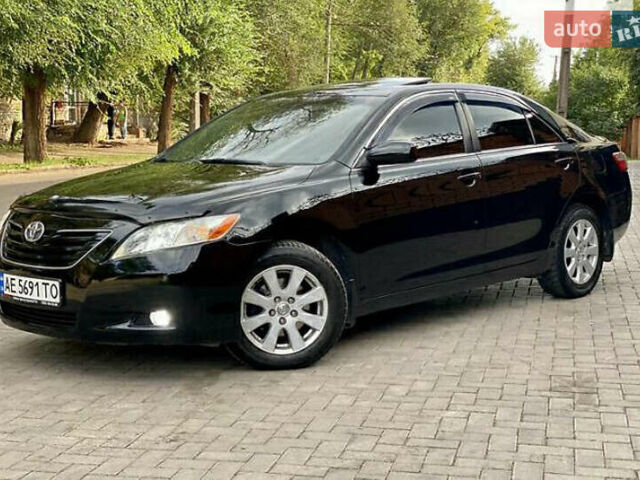 Чорний Тойота Камрі, об'ємом двигуна 3.5 л та пробігом 245 тис. км за 10500 $, фото 1 на Automoto.ua
