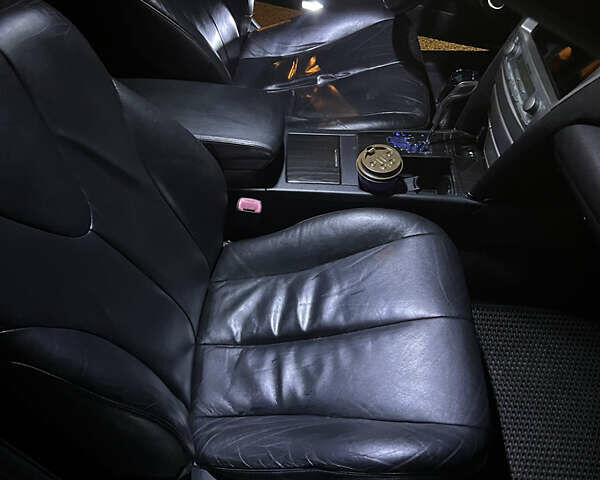 Черный Тойота Камри, объемом двигателя 3.5 л и пробегом 340 тыс. км за 8000 $, фото 6 на Automoto.ua