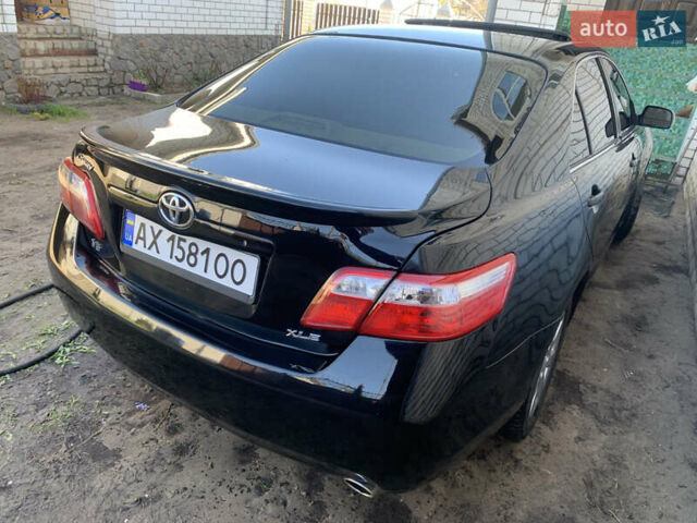Черный Тойота Камри, объемом двигателя 3.5 л и пробегом 325 тыс. км за 7999 $, фото 62 на Automoto.ua