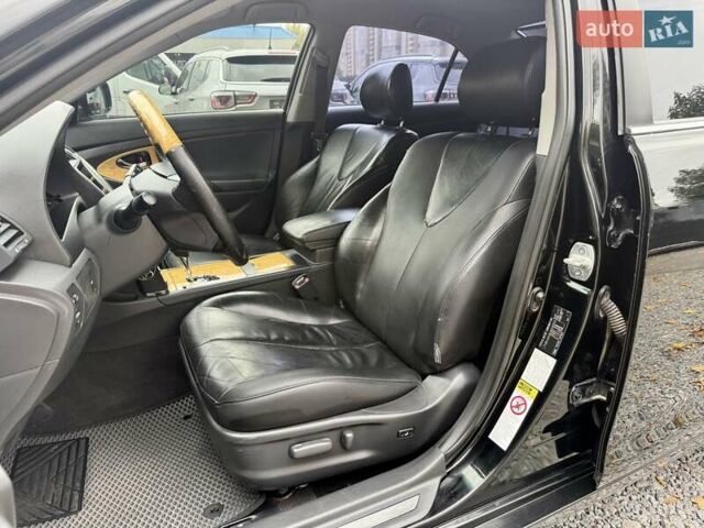 Чорний Тойота Камрі, об'ємом двигуна 3.5 л та пробігом 328 тис. км за 8600 $, фото 7 на Automoto.ua