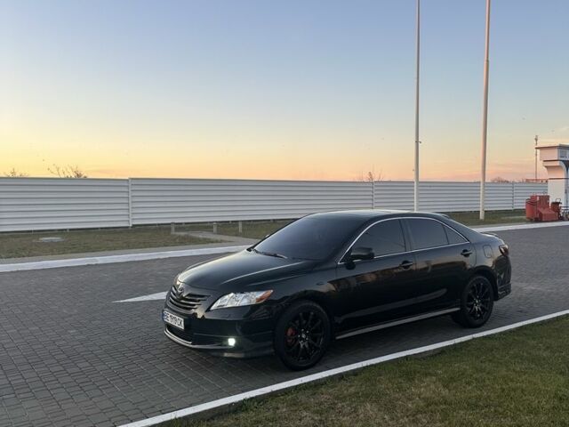 Чорний Тойота Камрі, об'ємом двигуна 2.4 л та пробігом 250 тис. км за 8700 $, фото 3 на Automoto.ua