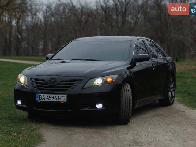 Черный Тойота Камри, объемом двигателя 3.46 л и пробегом 316 тыс. км за 9500 $, фото 59 на Automoto.ua