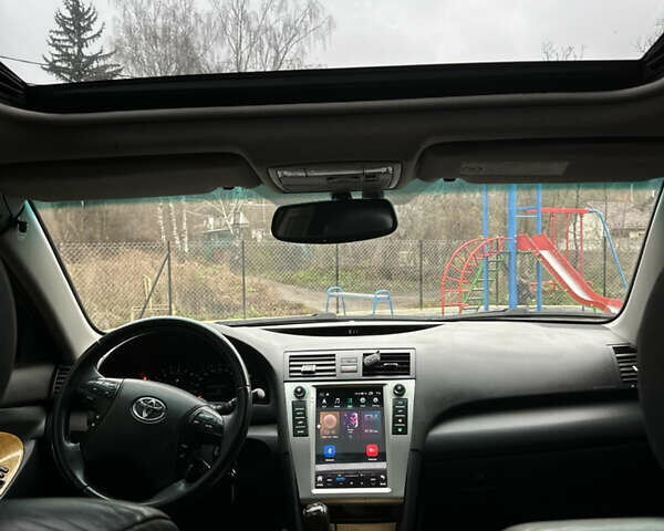 Черный Тойота Камри, объемом двигателя 2.4 л и пробегом 350 тыс. км за 6500 $, фото 15 на Automoto.ua