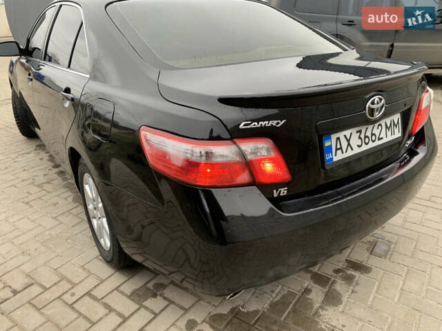 Черный Тойота Камри, объемом двигателя 3.5 л и пробегом 325 тыс. км за 7999 $, фото 37 на Automoto.ua