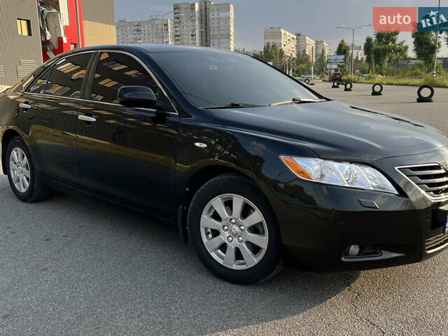 Черный Тойота Камри, объемом двигателя 2.4 л и пробегом 249 тыс. км за 9700 $, фото 15 на Automoto.ua