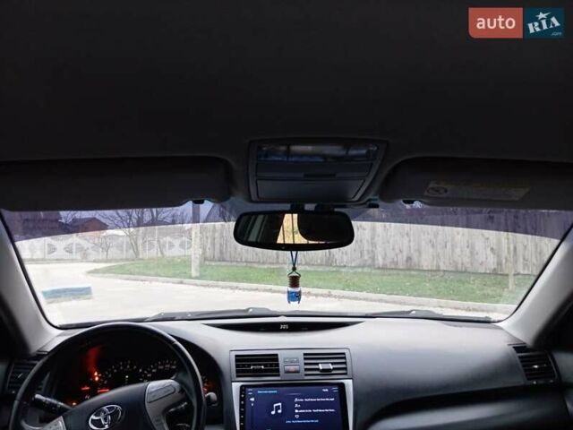 Чорний Тойота Камрі, об'ємом двигуна 2.4 л та пробігом 288 тис. км за 7700 $, фото 14 на Automoto.ua