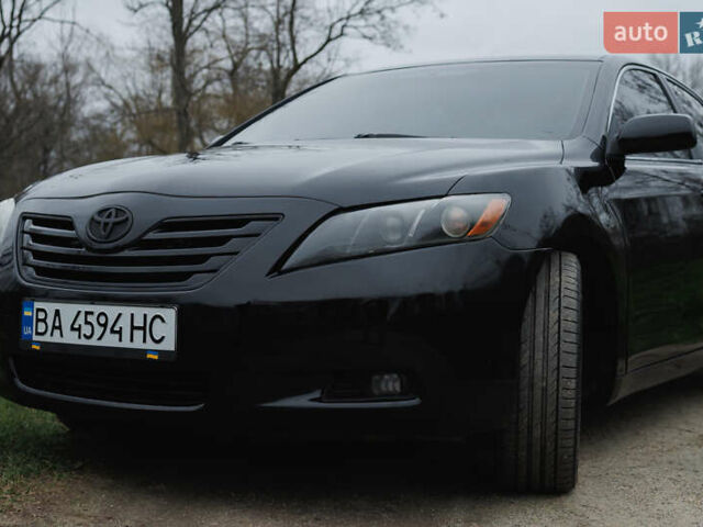 Черный Тойота Камри, объемом двигателя 3.46 л и пробегом 316 тыс. км за 9500 $, фото 7 на Automoto.ua