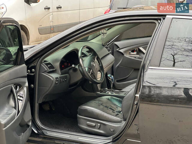 Черный Тойота Камри, объемом двигателя 3.5 л и пробегом 340 тыс. км за 8000 $, фото 3 на Automoto.ua