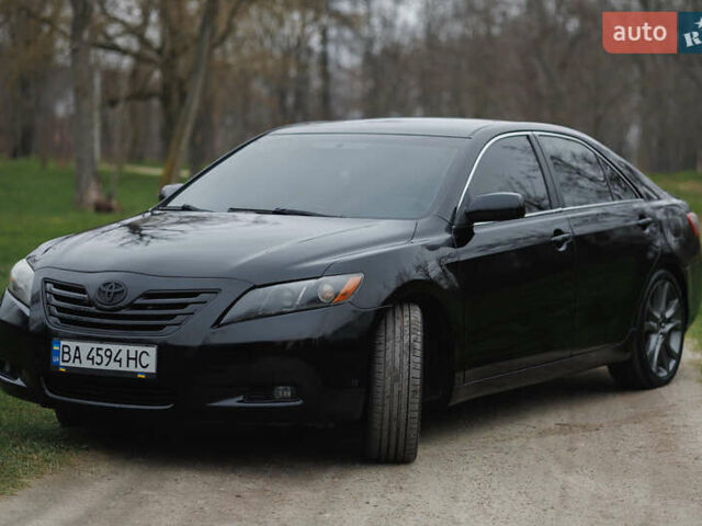 Черный Тойота Камри, объемом двигателя 3.46 л и пробегом 316 тыс. км за 9500 $, фото 26 на Automoto.ua