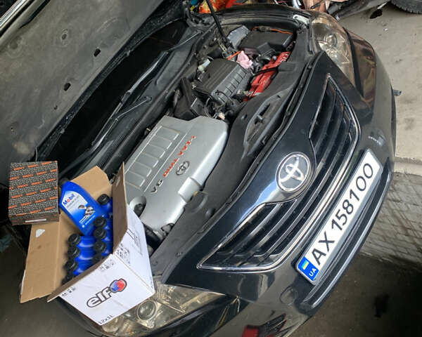 Черный Тойота Камри, объемом двигателя 3.5 л и пробегом 325 тыс. км за 7999 $, фото 4 на Automoto.ua