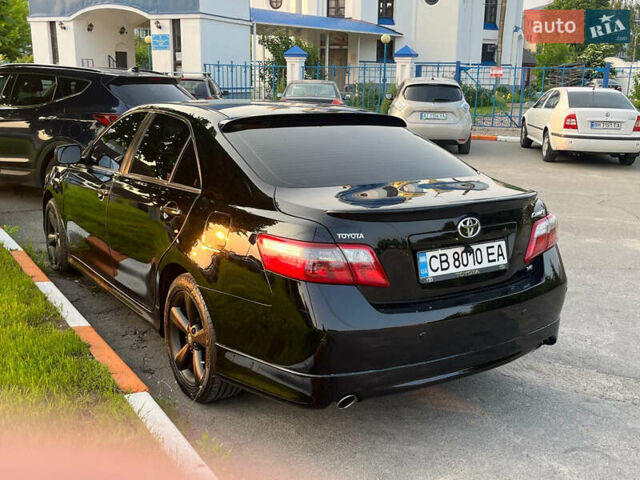 Черный Тойота Камри, объемом двигателя 3.46 л и пробегом 385 тыс. км за 8500 $, фото 2 на Automoto.ua