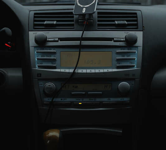 Черный Тойота Камри, объемом двигателя 3.46 л и пробегом 316 тыс. км за 9500 $, фото 56 на Automoto.ua