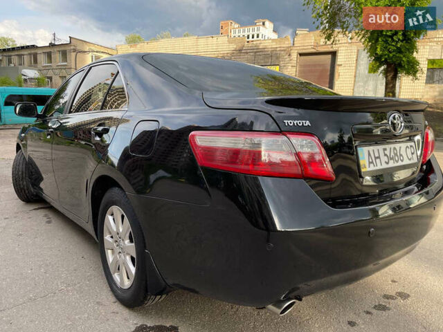Черный Тойота Камри, объемом двигателя 3.5 л и пробегом 240 тыс. км за 8000 $, фото 4 на Automoto.ua