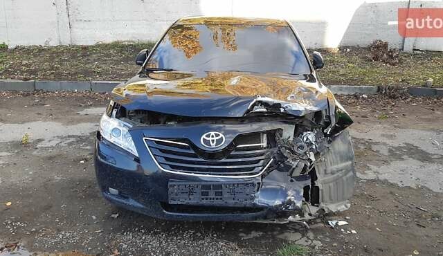 Тойота Камри 2006 в Харькове на Automoto.ua Черный Тойота Камри, объемом двигателя 3.5 л и пробегом 205 тыс. км за 5500 $, фото 15 на Automoto.ua