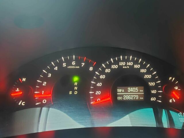 Черный Тойота Камри, объемом двигателя 3.5 л и пробегом 286 тыс. км за 7200 $, фото 9 на Automoto.ua