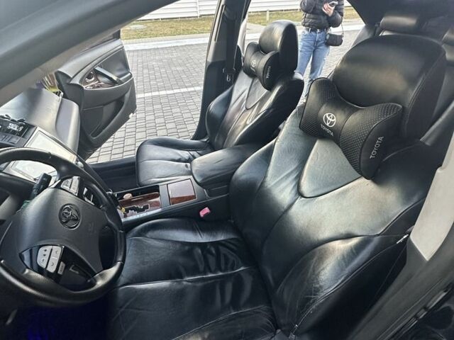 Чорний Тойота Камрі, об'ємом двигуна 2.4 л та пробігом 250 тис. км за 8700 $, фото 5 на Automoto.ua