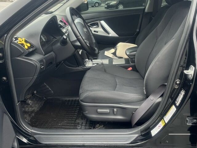 Черный Тойота Камри, объемом двигателя 2.4 л и пробегом 184 тыс. км за 8500 $, фото 5 на Automoto.ua