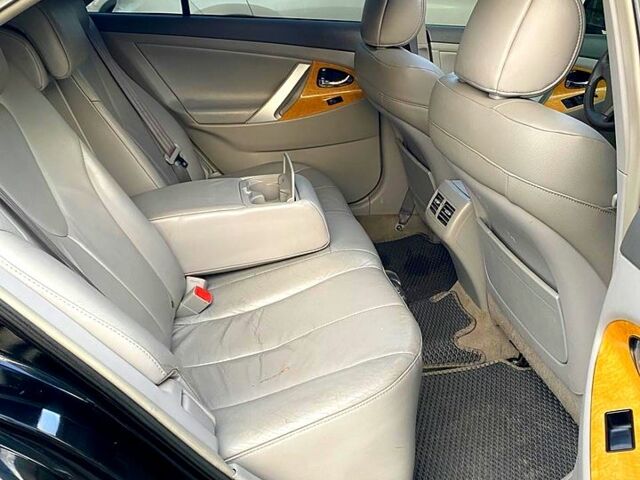 Черный Тойота Камри, объемом двигателя 3.5 л и пробегом 240 тыс. км за 7700 $, фото 3 на Automoto.ua