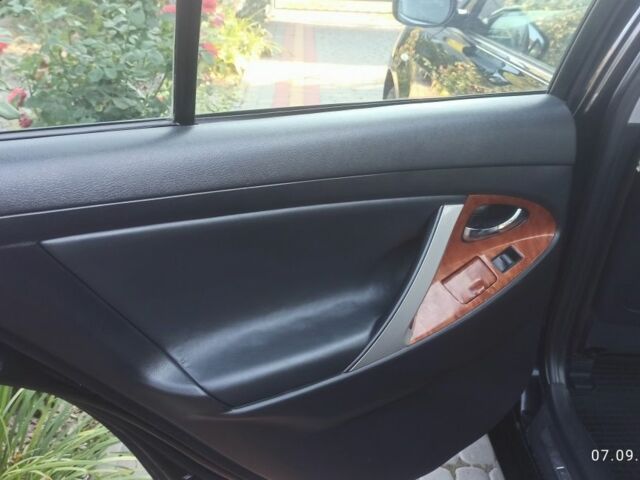 Черный Тойота Камри, объемом двигателя 2.4 л и пробегом 236 тыс. км за 7800 $, фото 17 на Automoto.ua