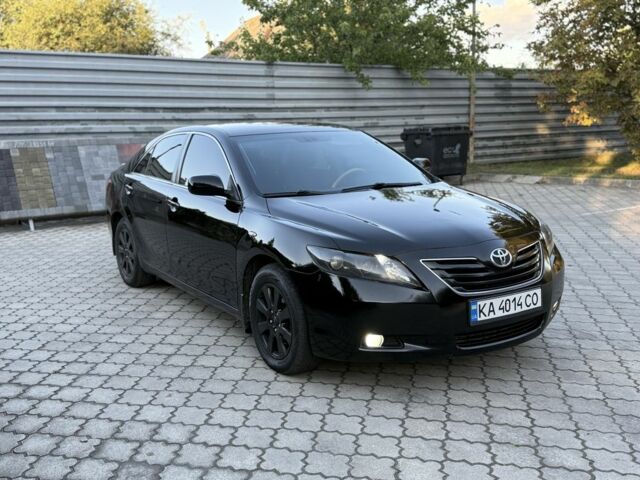 Черный Тойота Камри, объемом двигателя 3.5 л и пробегом 245 тыс. км за 7500 $, фото 8 на Automoto.ua