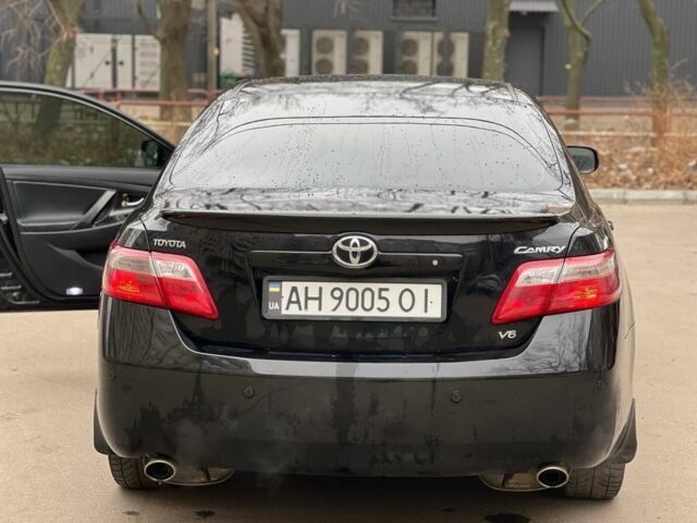 Черный Тойота Камри, объемом двигателя 3.5 л и пробегом 340 тыс. км за 8500 $, фото 1 на Automoto.ua