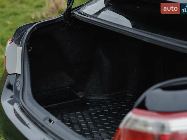 Черный Тойота Камри, объемом двигателя 3.46 л и пробегом 316 тыс. км за 9500 $, фото 29 на Automoto.ua