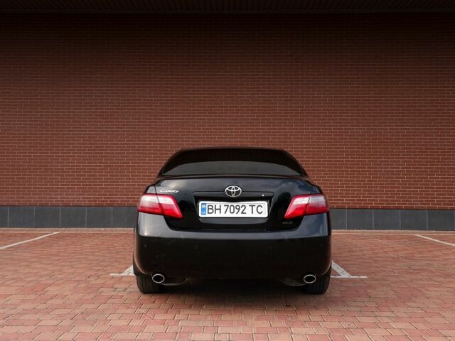 Чорний Тойота Камрі, об'ємом двигуна 3.5 л та пробігом 250 тис. км за 8200 $, фото 1 на Automoto.ua