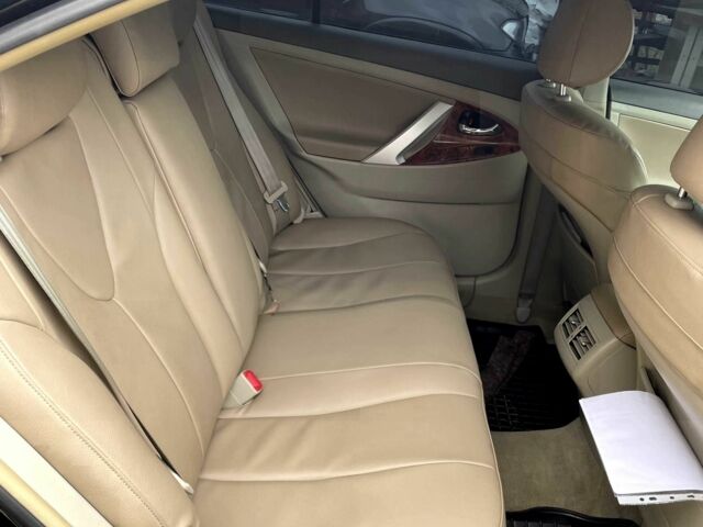 Черный Тойота Камри, объемом двигателя 3.5 л и пробегом 286 тыс. км за 7200 $, фото 3 на Automoto.ua