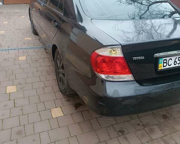 Черный Тойота Камри, объемом двигателя 0 л и пробегом 250 тыс. км за 4350 $, фото 3 на Automoto.ua