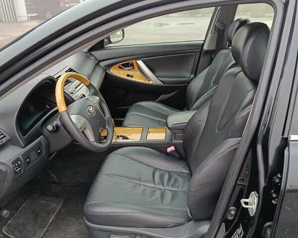 Черный Тойота Камри, объемом двигателя 3.46 л и пробегом 169 тыс. км за 10300 $, фото 17 на Automoto.ua