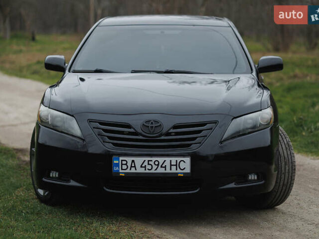 Черный Тойота Камри, объемом двигателя 3.46 л и пробегом 316 тыс. км за 9500 $, фото 23 на Automoto.ua