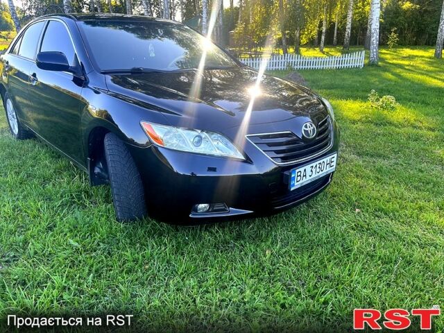 Черный Тойота Камри, объемом двигателя 3.5 л и пробегом 298 тыс. км за 7300 $, фото 3 на Automoto.ua
