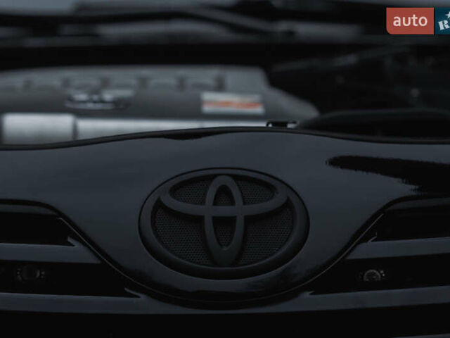 Черный Тойота Камри, объемом двигателя 3.46 л и пробегом 316 тыс. км за 9500 $, фото 50 на Automoto.ua