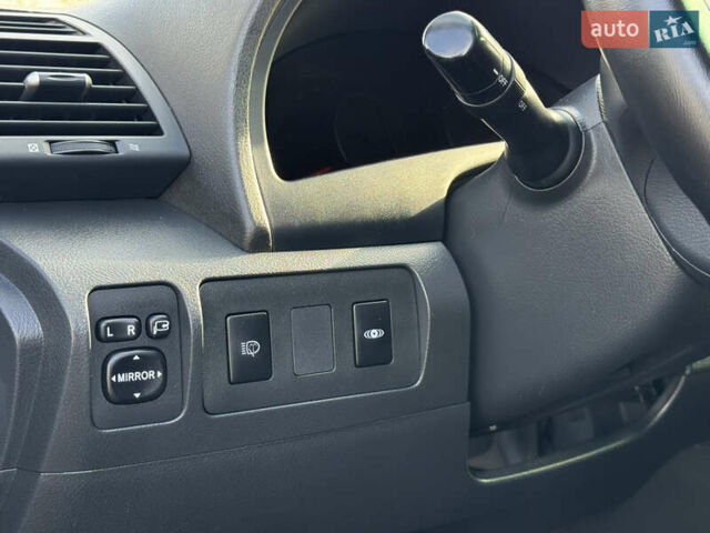 Черный Тойота Камри, объемом двигателя 2.36 л и пробегом 249 тыс. км за 8950 $, фото 7 на Automoto.ua