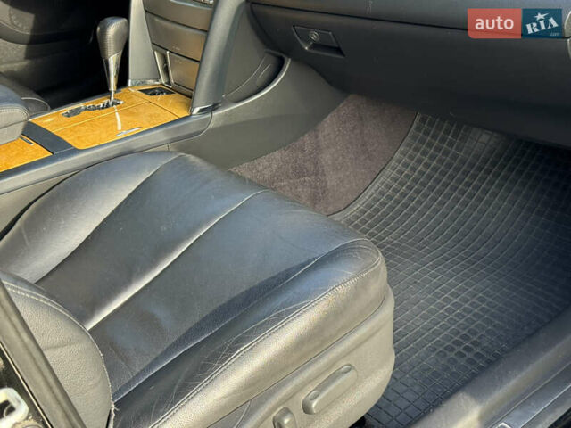 Черный Тойота Камри, объемом двигателя 2.36 л и пробегом 249 тыс. км за 8950 $, фото 5 на Automoto.ua