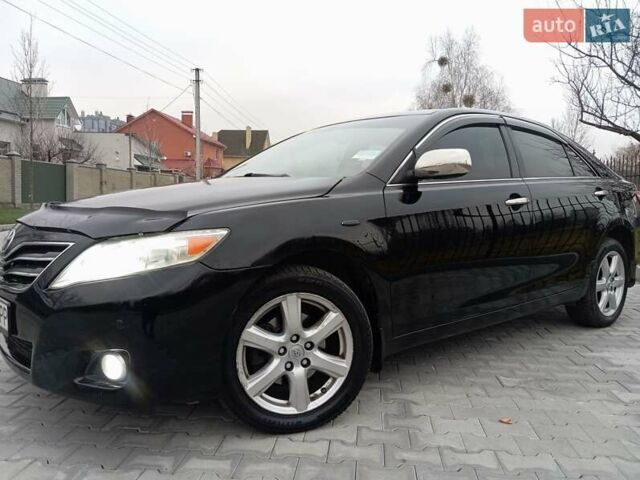 Чорний Тойота Камрі, об'ємом двигуна 2.4 л та пробігом 288 тис. км за 7700 $, фото 1 на Automoto.ua