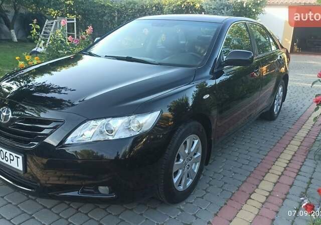 Чорний Тойота Камрі, об'ємом двигуна 2.36 л та пробігом 249 тис. км за 8150 $, фото 1 на Automoto.ua