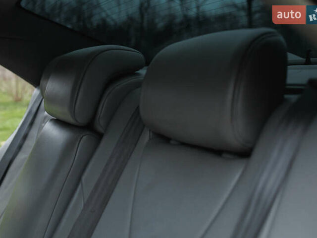 Черный Тойота Камри, объемом двигателя 3.46 л и пробегом 316 тыс. км за 9500 $, фото 18 на Automoto.ua