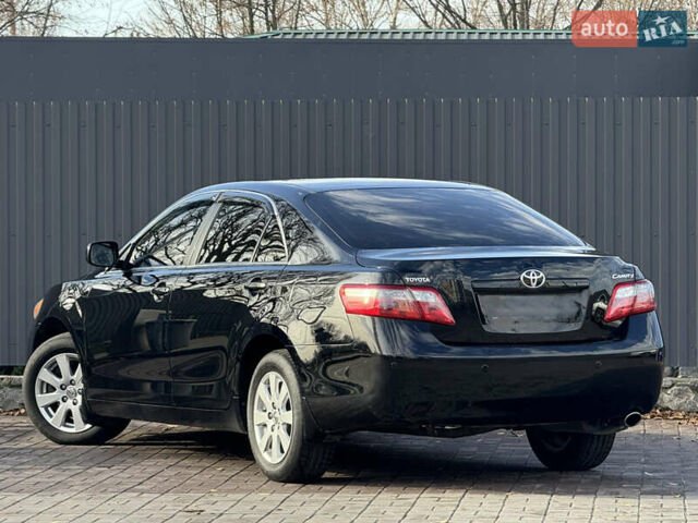 Черный Тойота Камри, объемом двигателя 2.36 л и пробегом 249 тыс. км за 8950 $, фото 2 на Automoto.ua