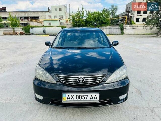 Черный Тойота Камри, объемом двигателя 3 л и пробегом 195 тыс. км за 6900 $, фото 3 на Automoto.ua