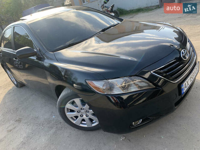 Черный Тойота Камри, объемом двигателя 3.5 л и пробегом 325 тыс. км за 7999 $, фото 2 на Automoto.ua