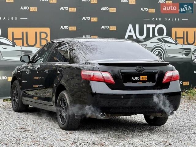 Чорний Тойота Камрі, об'ємом двигуна 3.5 л та пробігом 328 тис. км за 8600 $, фото 4 на Automoto.ua