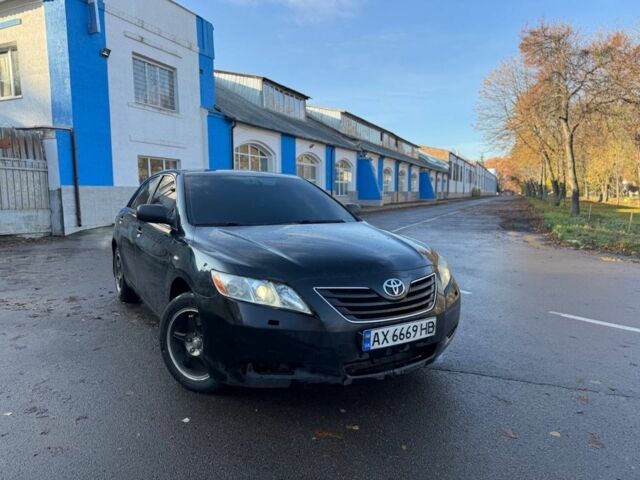 Черный Тойота Камри, объемом двигателя 3.5 л и пробегом 400 тыс. км за 5700 $, фото 5 на Automoto.ua