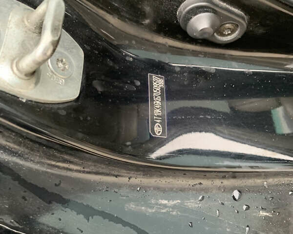 Черный Тойота Камри, объемом двигателя 3.5 л и пробегом 325 тыс. км за 7999 $, фото 43 на Automoto.ua