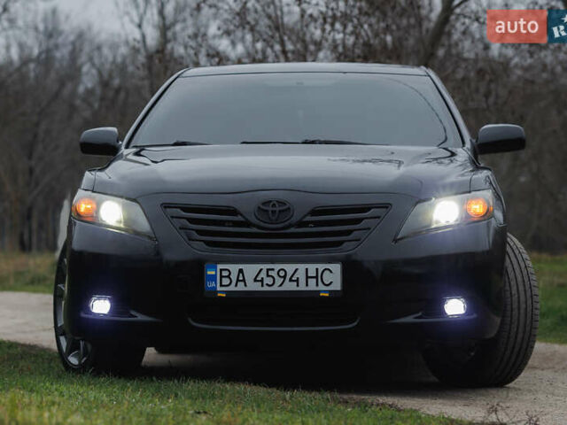 Черный Тойота Камри, объемом двигателя 3.46 л и пробегом 316 тыс. км за 9500 $, фото 57 на Automoto.ua