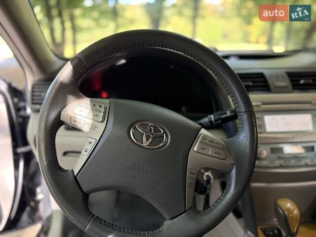 Тойота Камри 2006 в Хмельницком на Automoto.ua Черный Тойота Камри, объемом двигателя 2.36 л и пробегом 340 тыс. км за 8499 $, фото 38 на Automoto.ua