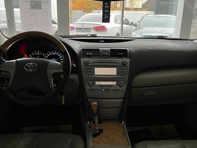 Тойота Камрі 2006 у Львові на Automoto.ua Чорний Тойота Камрі, об'ємом двигуна 3.5 л та пробігом 221 тис. км за 7800 $, фото 9 на Automoto.ua
